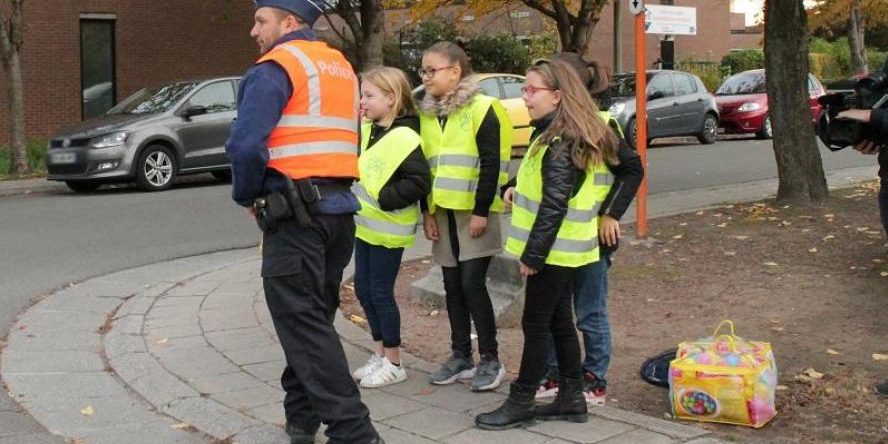 Sécurité - La police aux abords des écoles