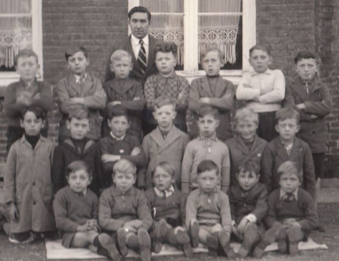 Photo de classe de monsieur Allard - école communale à Gages 1937/38